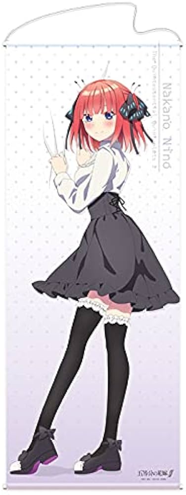 Amazon.co.jp: 五等分の花嫁∬ 描き下ろし等身大タペストリー 中野二乃