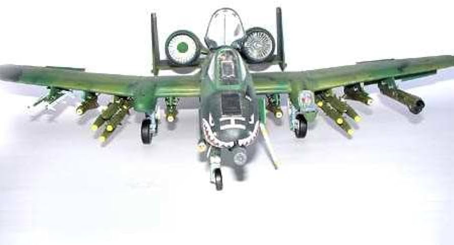 Amazon | トランペッター 1/32 A-10A サンダーボルトII 単座型