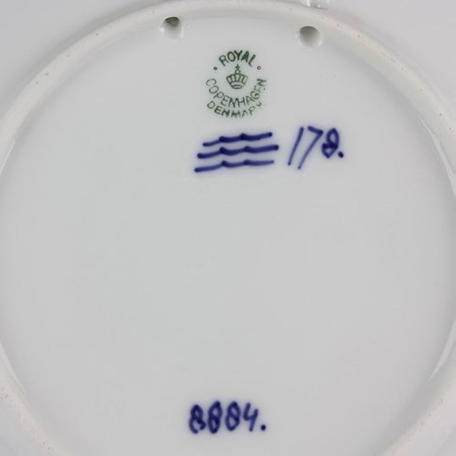 Amazon.co.jp: ロイヤルコペンハーゲン（ROYAL COPENHAGEN）イヤー