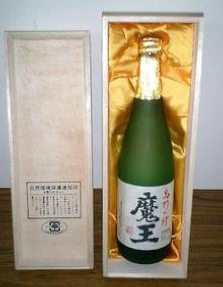 Amazon.co.jp: [ギフト] 魔王 芋焼酎 桐箱入り 25度 720ml : 食品