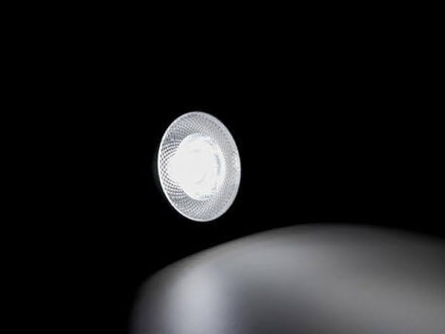 Amazon.co.jp: 京セラ CERAPHIC いきもの電球 5000K(昼白色) : ペット用品