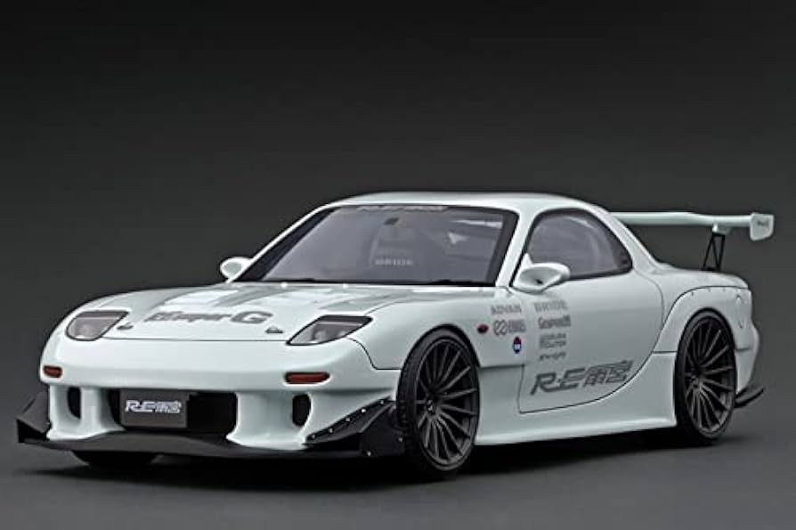 Amazon.co.jp: イグニッション 1/43 RX-7 FD3S RE雨宮 ホワイト