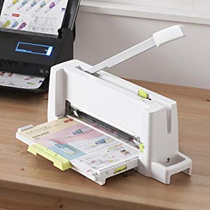 Amazon.co.jp: プラス 裁断機 コンパクト 断裁機 PK-213 裁断幅 A4縦