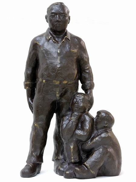 Amazon.co.jp: 宇津孝志『温もり』ブロンズ像 銅像 彫像 彫刻 人物像