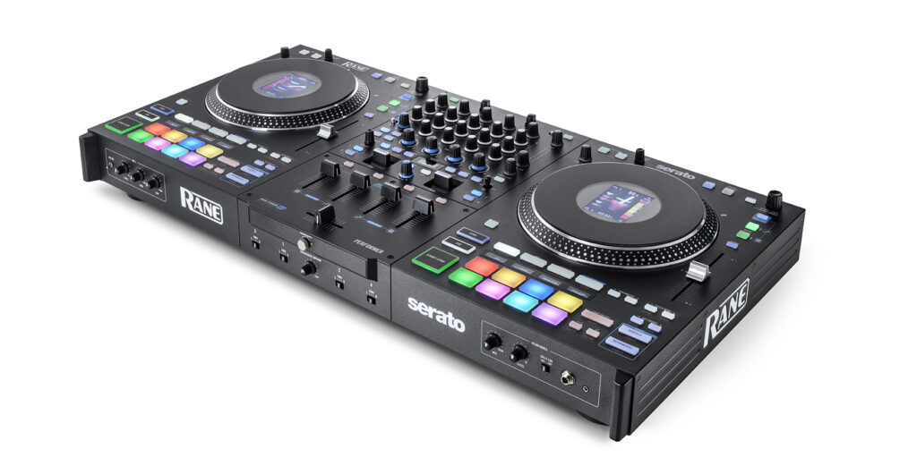 RANEより高トルクモーター駆動プラッター搭載！4ch DJコントローラー