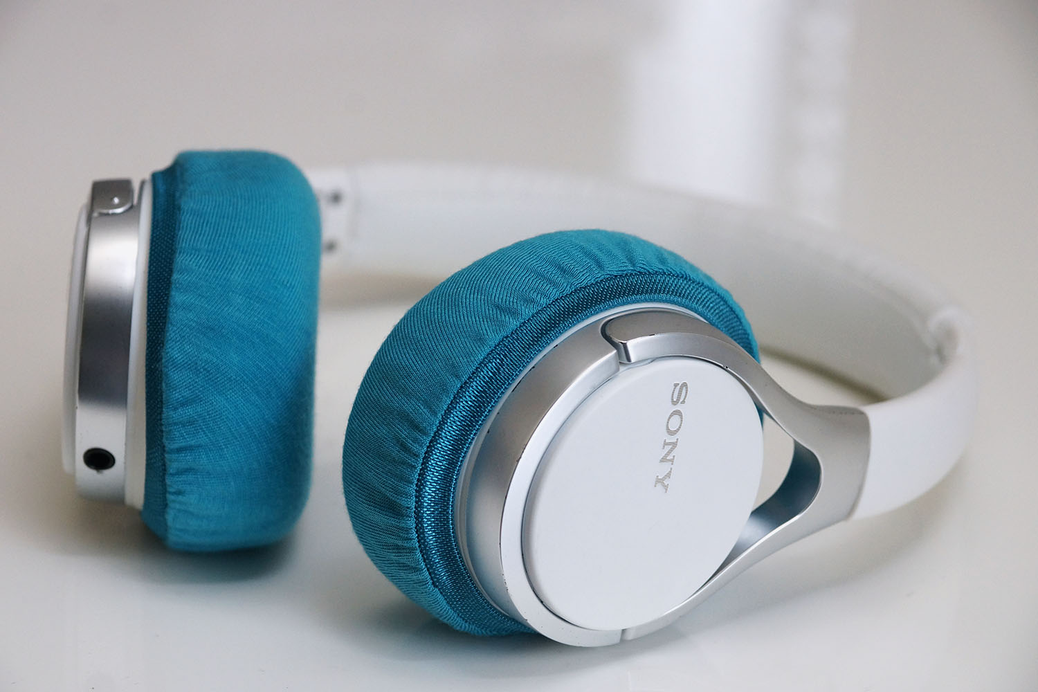 極美品】SONY MDR-10RC LiSAモデル 極美品】SONY MDR-10RC LiSAモデル