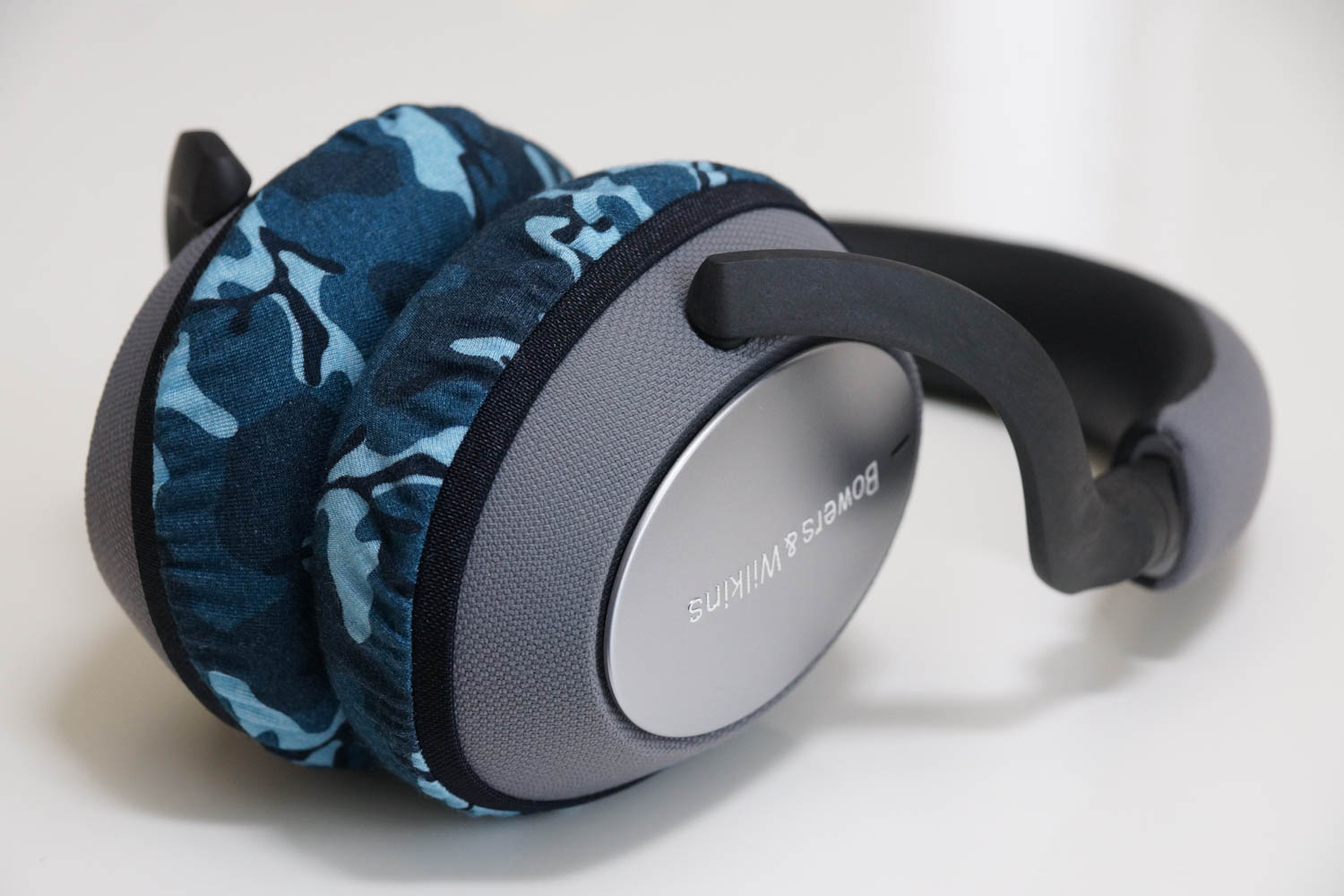 B&W PX7のイヤーパッドを修理する場合：スーパーストレッチ