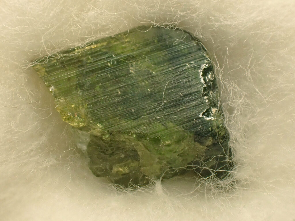 鉱物標本 トルマリン （リチア電気石） リチア電気石 578 ブラジル