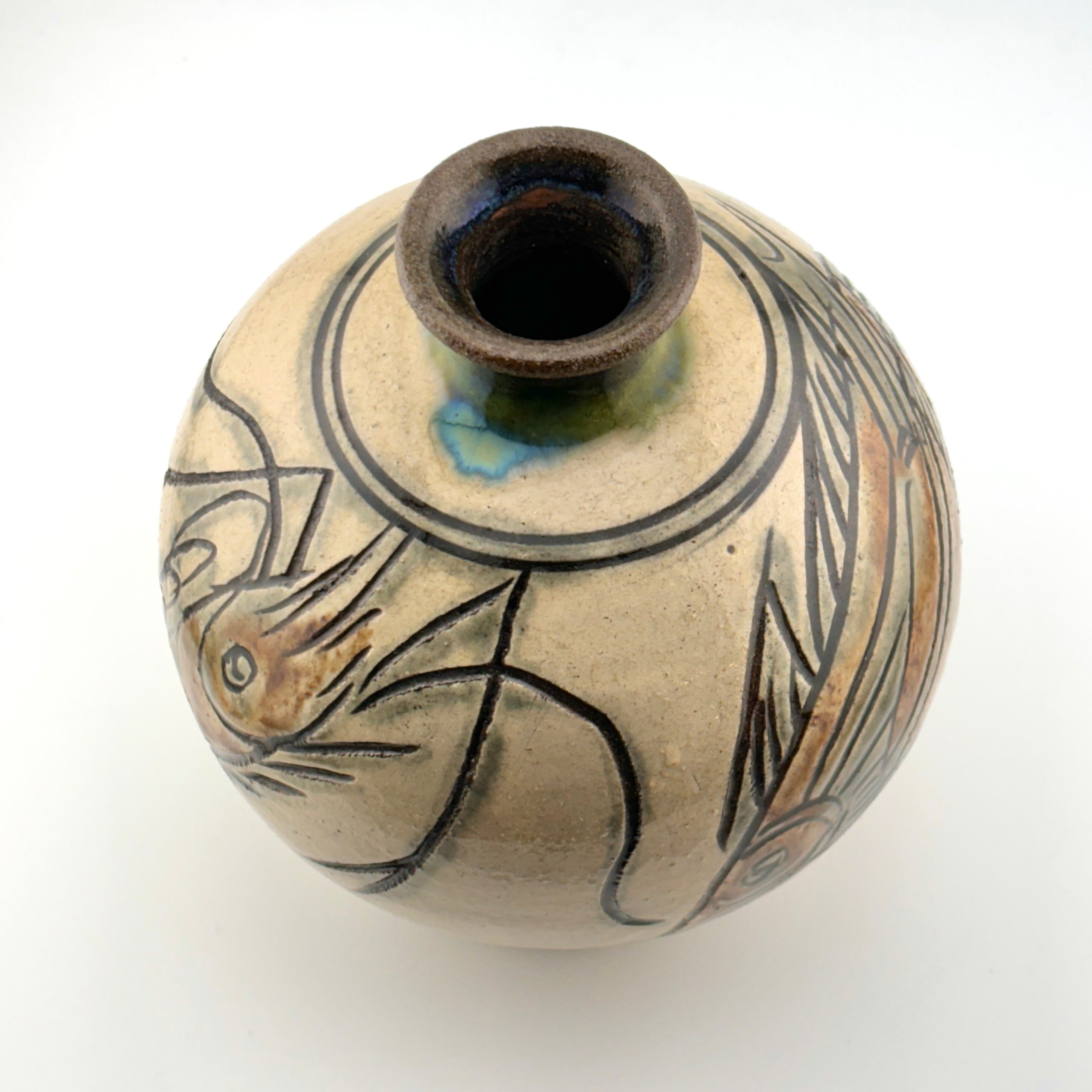 壺屋焼 人間国宝 金城次郎 作 海老魚文カラカラ 【公式通販】