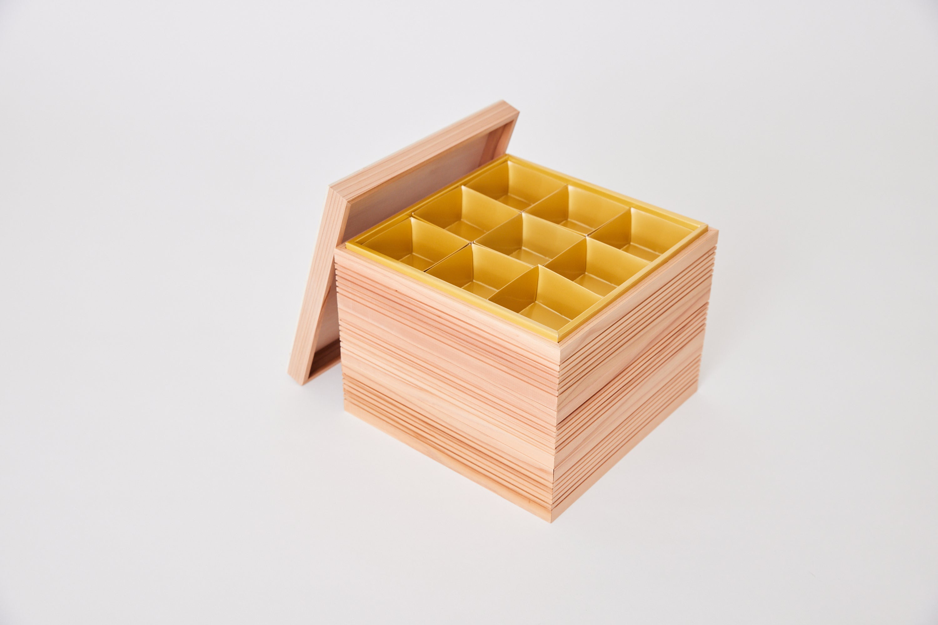 ハ 中国 リンゴ緑釉香合 乾隆年製銘 合わせ木箱付 送料込み0421 ハ