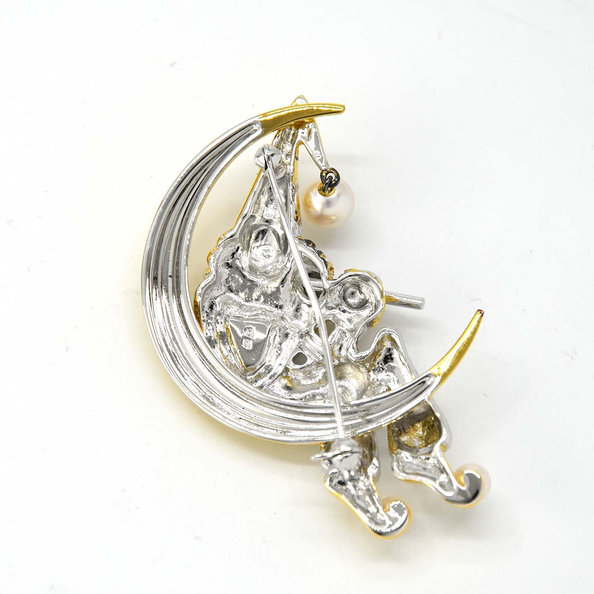 MIKIMOTO フルートを奏でるピエロブローチ