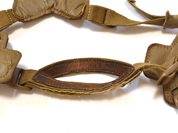 米軍実物 USMC LWH ヘルメット用 チンストラップ コヨーテ M/L 海兵隊