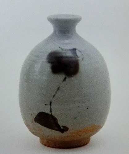 人間国宝 田村耕一 青磁 花入 花瓶 人間国宝 田村耕一 鉄絵梅文花入