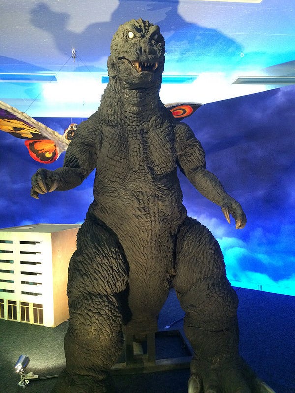 ゴジラ 手の爪 ゴジラ 手の爪 - メルカリ