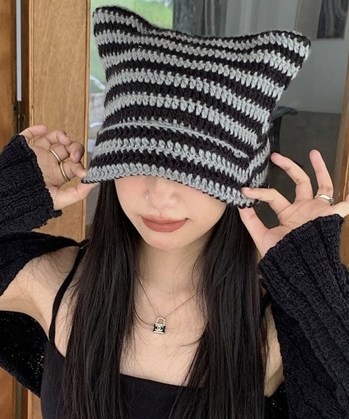 美品 AMBUSH アンブッシュ 猫耳 ニット帽 ビーニー 匿名配送 AMBUSH