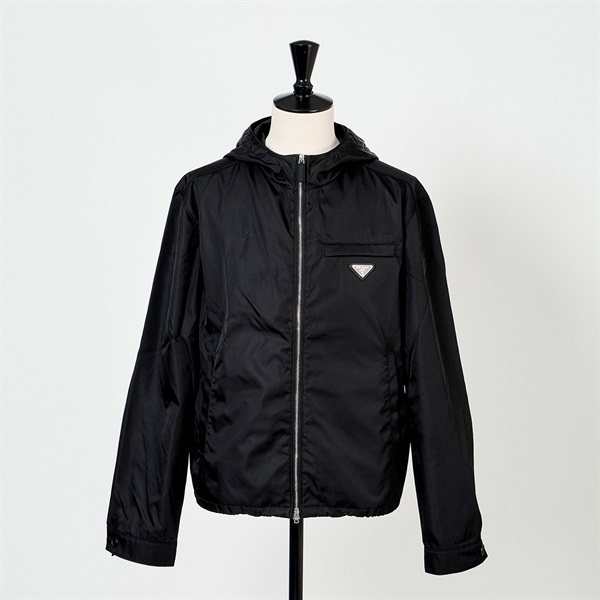 PRADA RE-NYLON ブラックジャケット 46