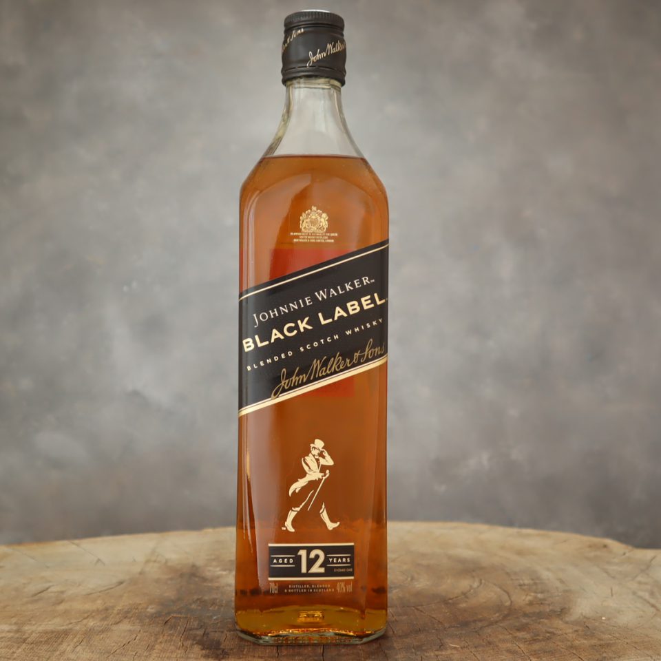 ジョニー ウォーカー ブラックラベル 40% 700m – 水谷酒店 – [岐阜