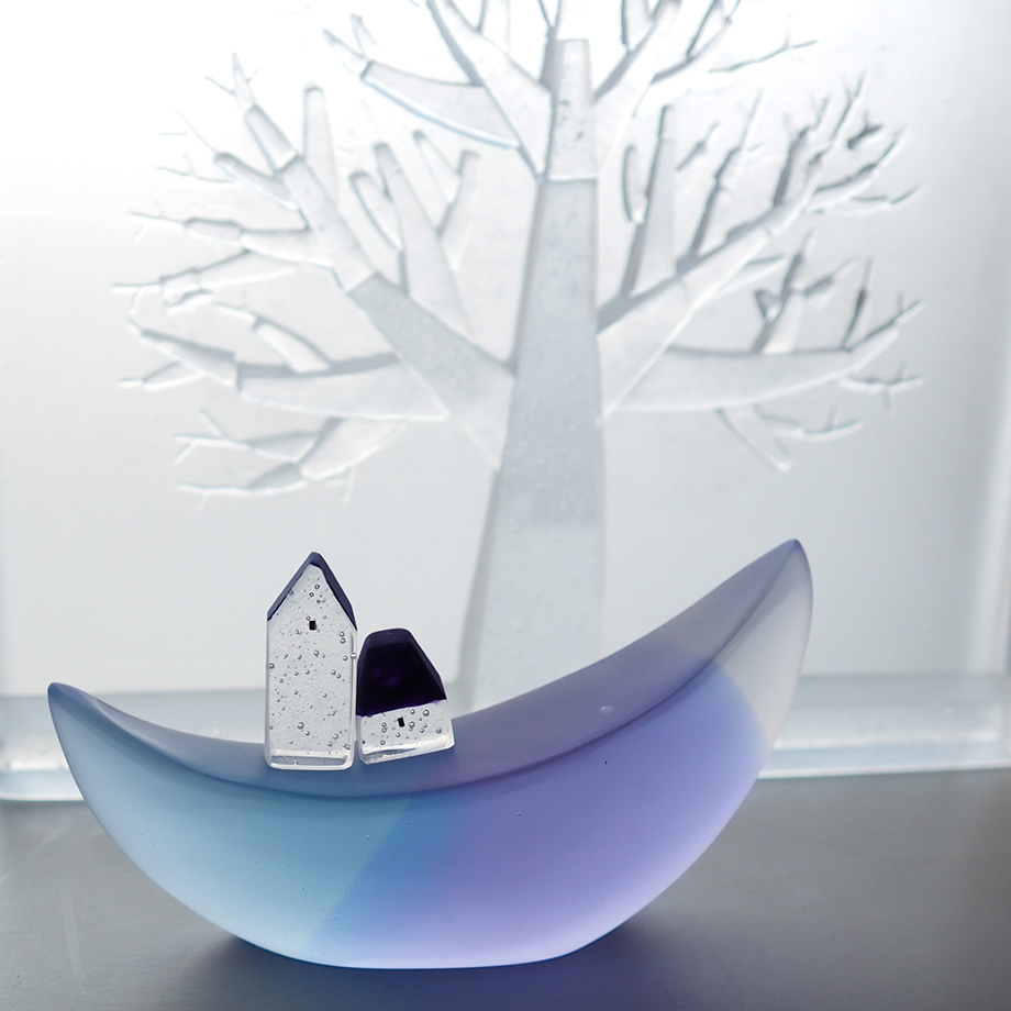 Mellow glass白いガラス製の家型オブジェ Mellow glass白いガラス製の