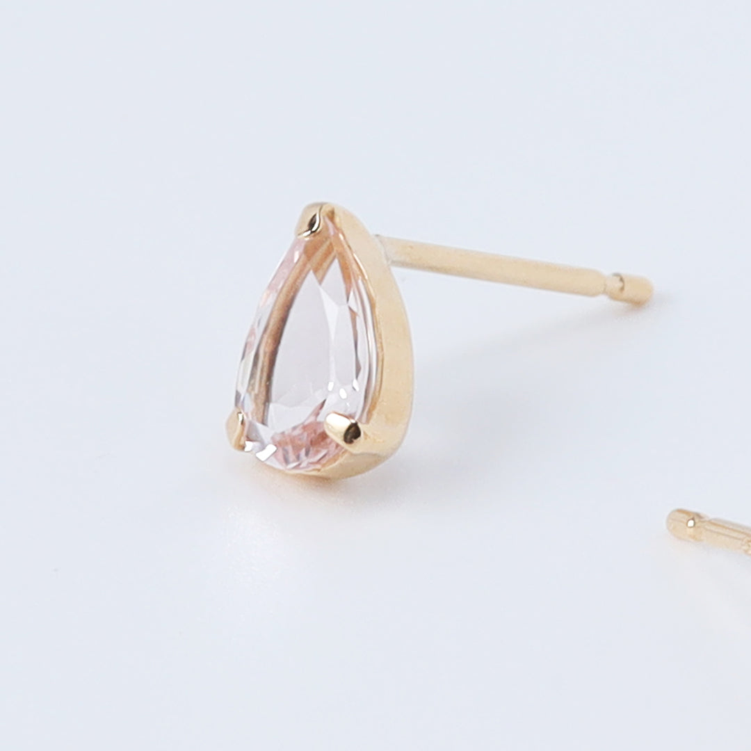 K18モルガナイトピアス