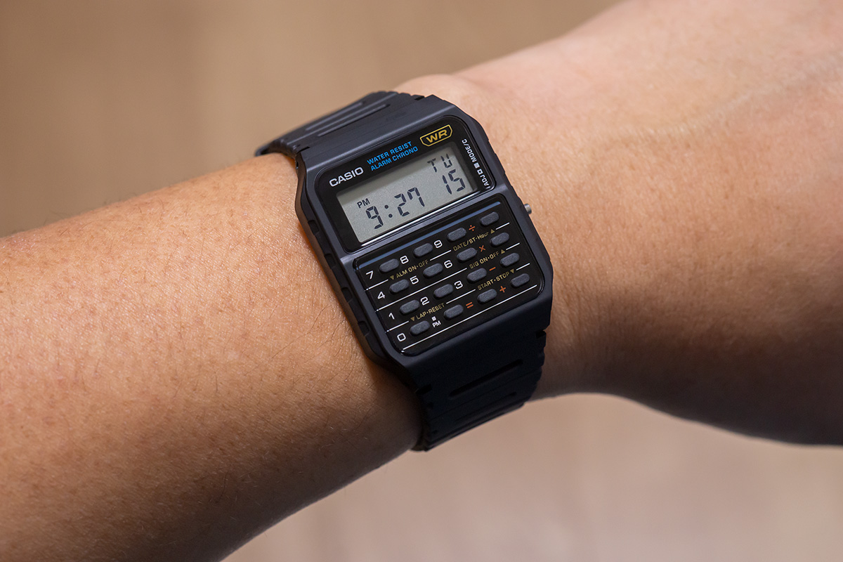 バック トゥ ザ フューチャ腕時計