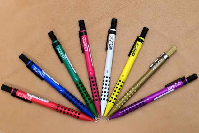 ロフト限定「スマッシュ」にネット限定カラーのアメジストパープルが