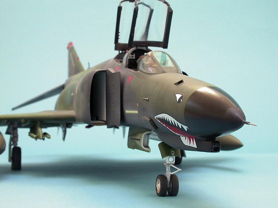 Revell 1/32 F-4E Phantom II by Lee Kolosna