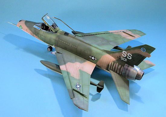 Trumpeter 1/32 F-100D Super Sabre, by Lee Kolosna