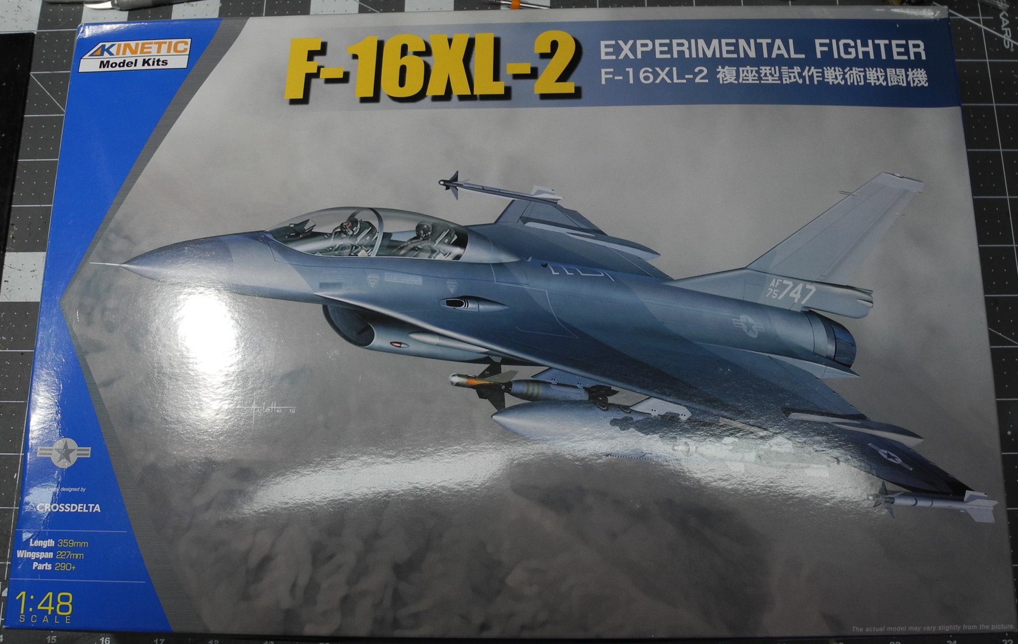 F-16XL Experimental Fighter プラモデル Amazon.com: Lllunimon 1/144