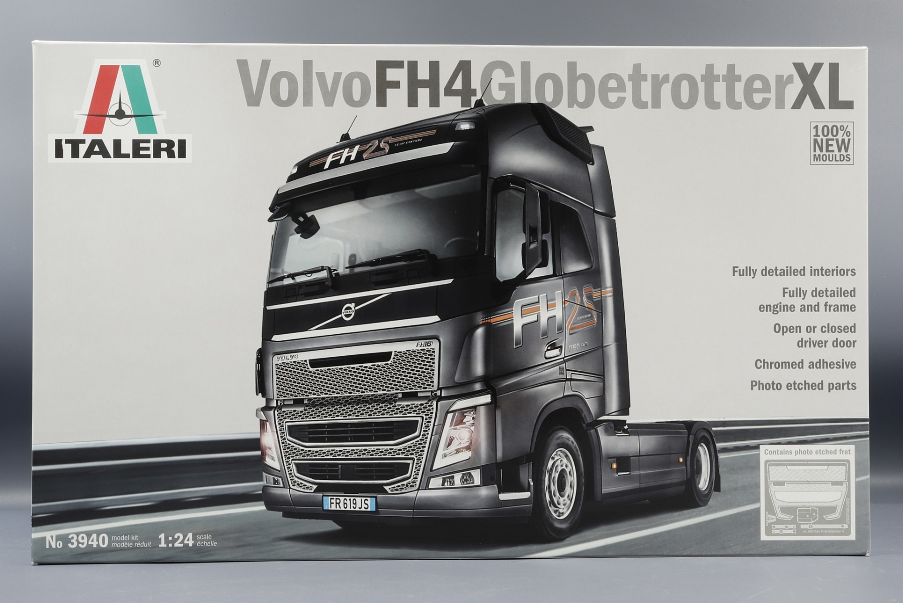Italeri IT3940 Volvo FH4 Globetrotter XL, model kit