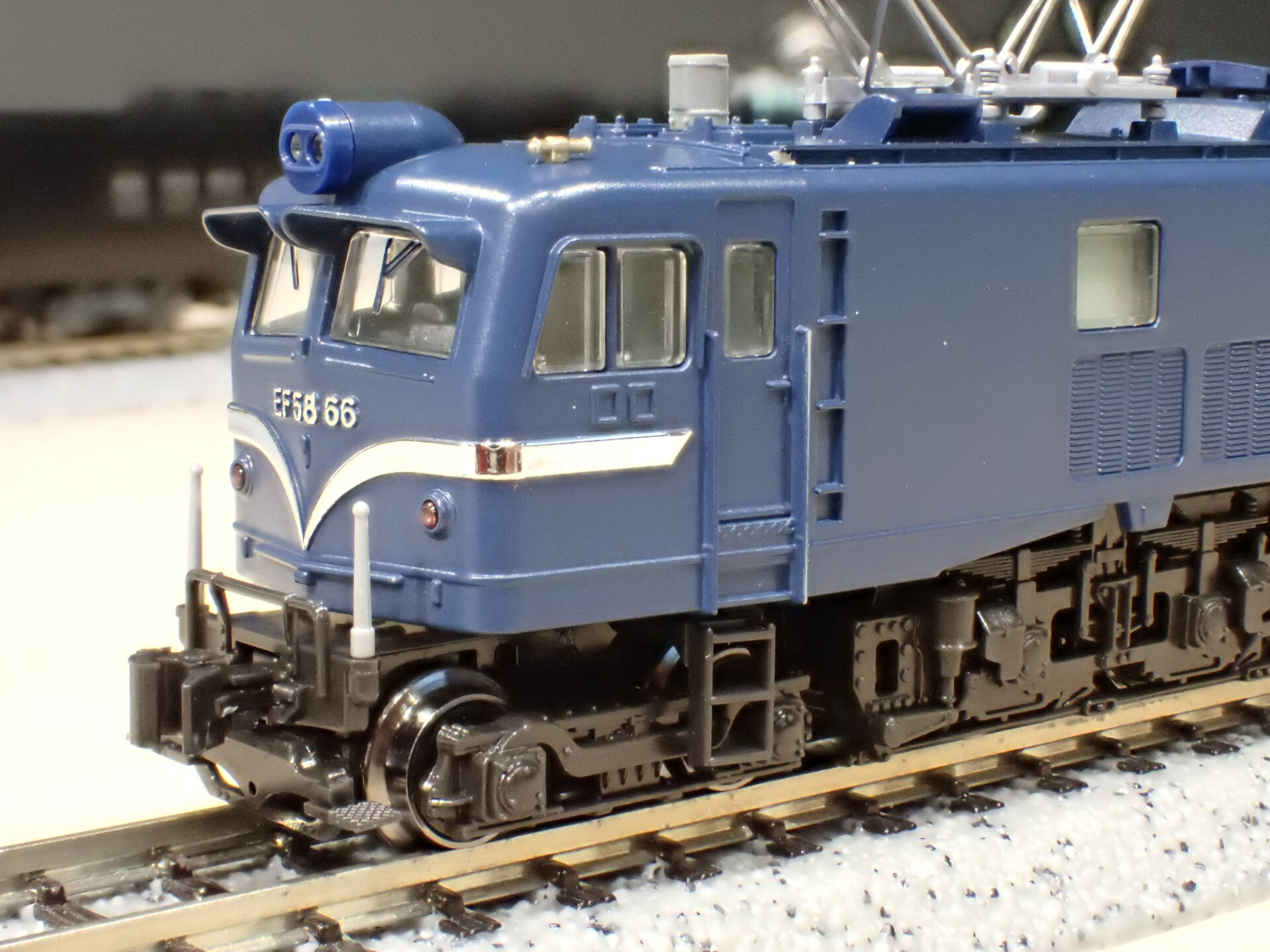 鉄道模型（EF5866形） KATO EF58 66 竜華機関区 品番：3040-1 鉄道模型