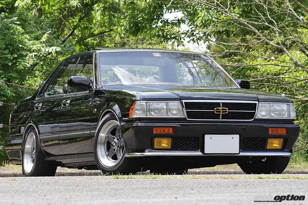 TLV Y31 グロリア グランツーリスモSV 改 稀少後期レッドメタリック