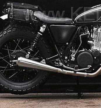 ヤマハSR400SP タンク、サイドカバー、ナンバープレートケース SR400