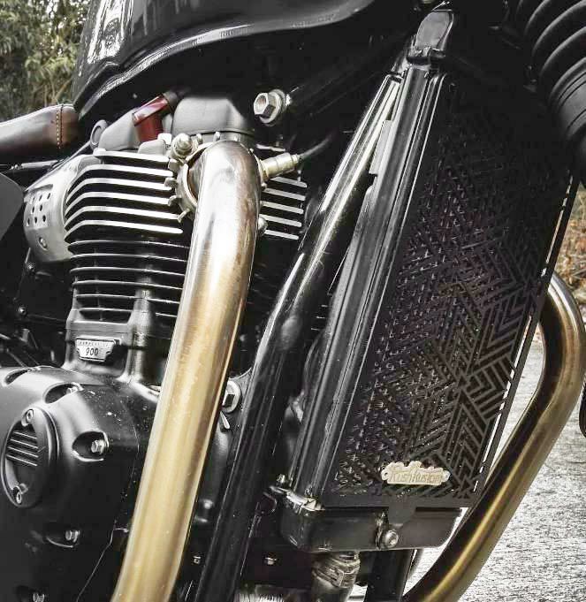 トライアンフ ボンネビル T120 カマンベール エアフィルター BAAK製