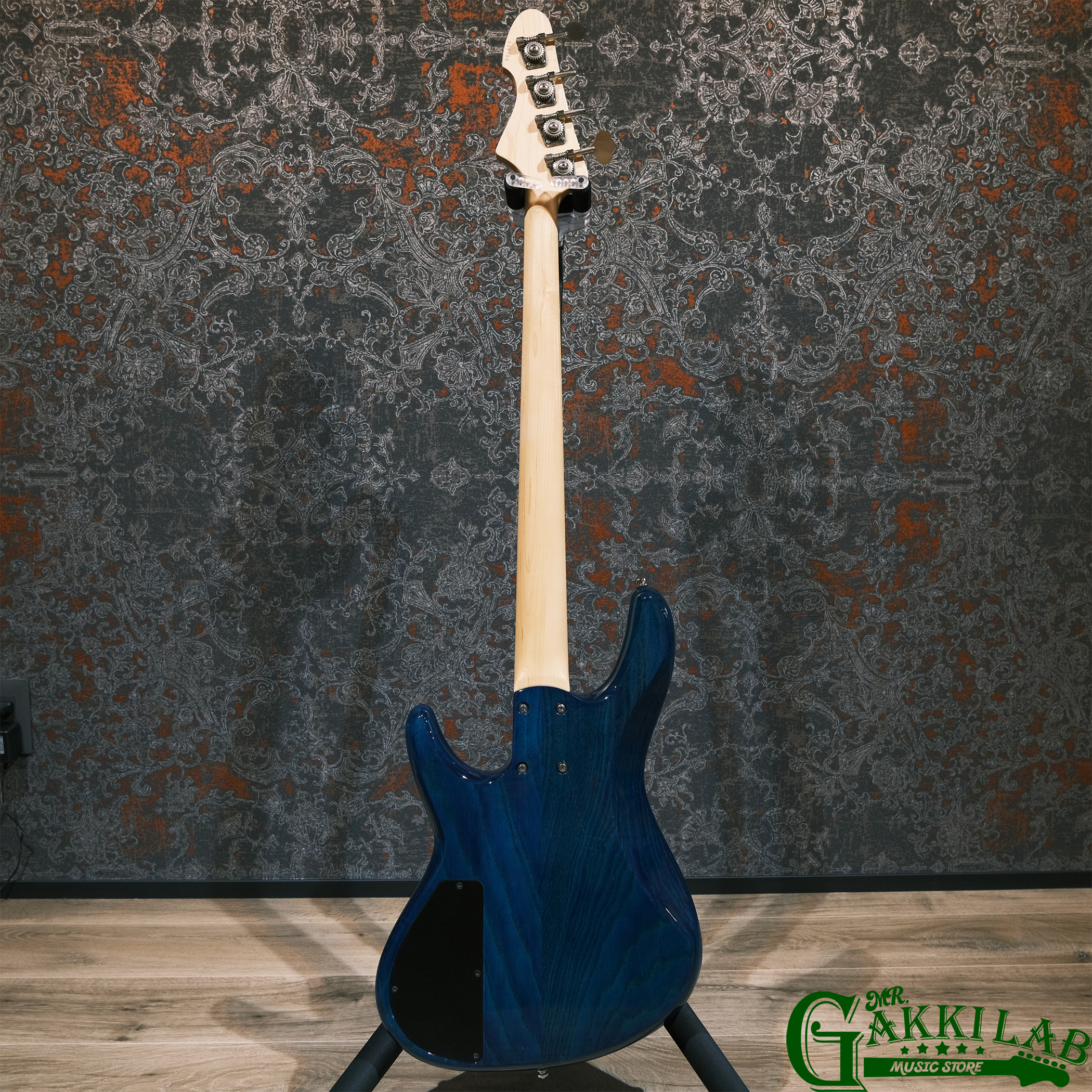 T's Guitars Omni-4B / 22 / Arctic Blue | 札幌の楽器屋さん｜MR