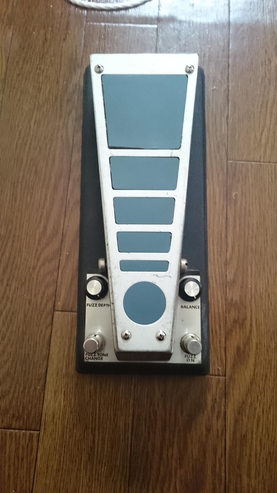 貴重！レア！Guyatone Wah-Fuzz ゆら帝 動作未確認 2026年最新】fuzzの