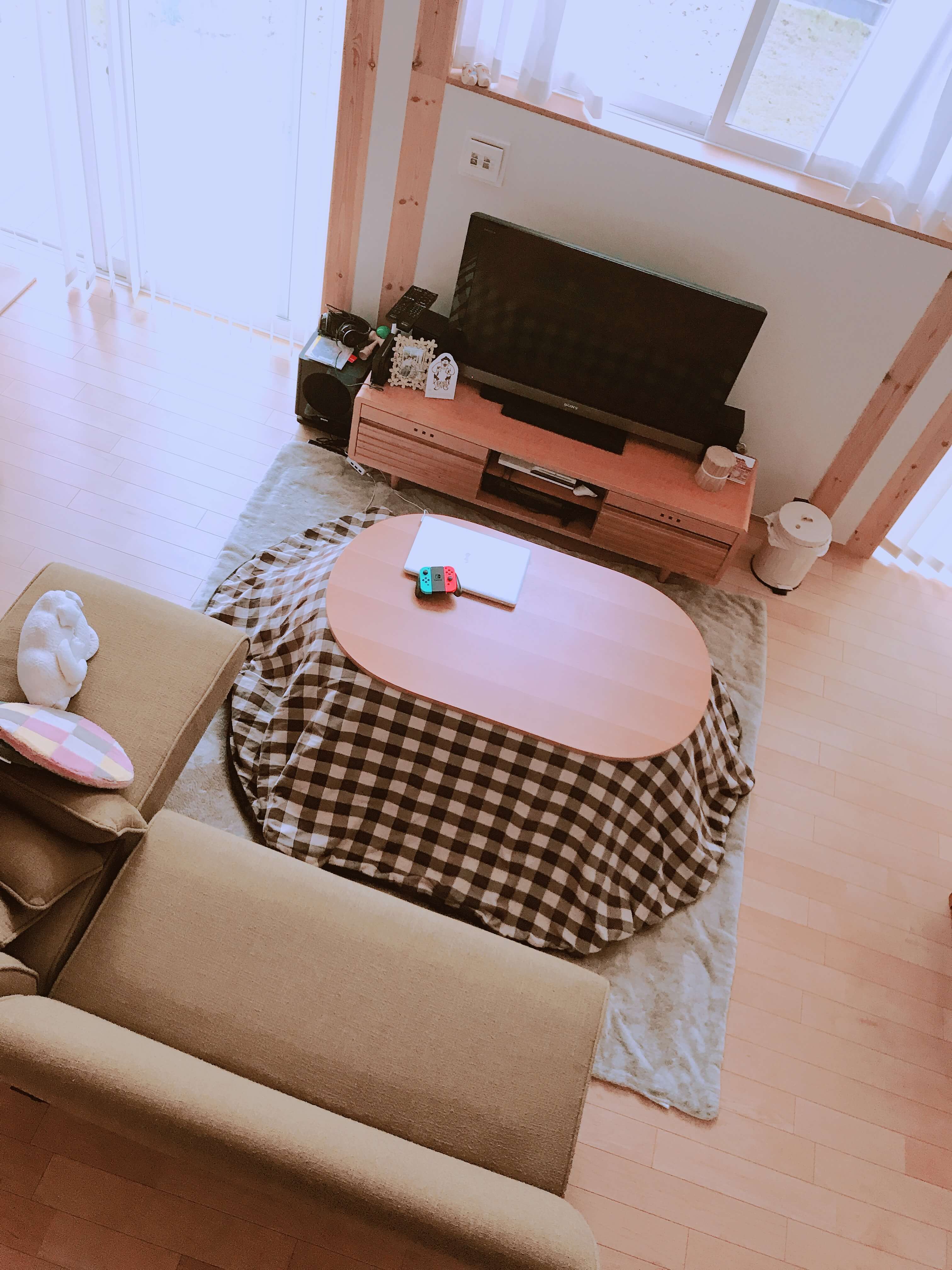 人気 無印良品 木製 楕円形 こたつ 小 チェック柄布団、ラグセット