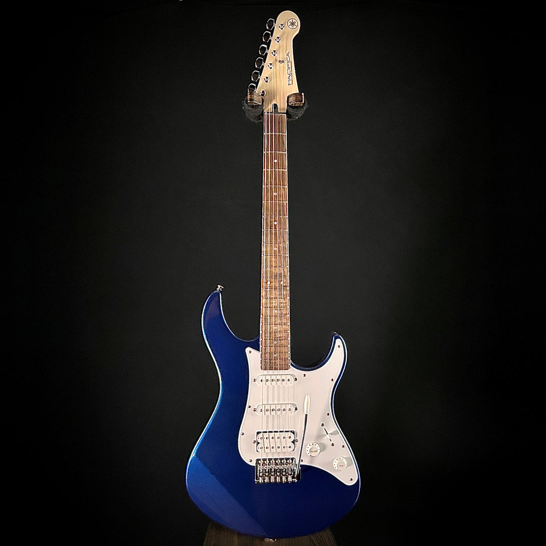 Yamaha PAC012 Pacifica – Music Villa MT