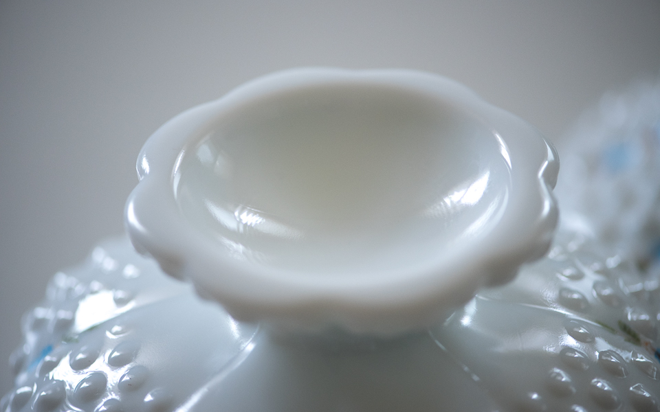 フェントン ブルーベルの蓋つきキャンディディッシュ(Fenton) | My