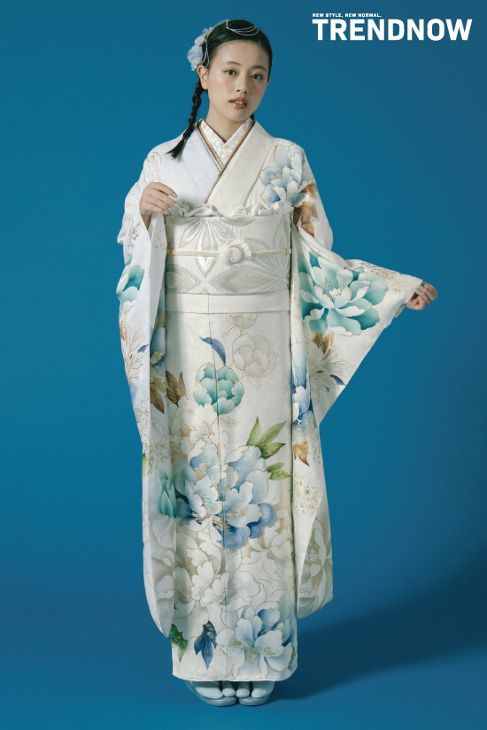 振袖館COCOLの振袖 /白色/水色/エレガント/花柄/ TN-250 | My振袖