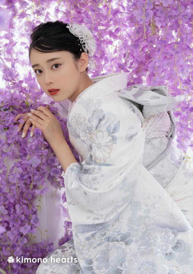 キモノハーツ／kimono heartsの振袖 /白色/水色/古典/花柄/ KH-515
