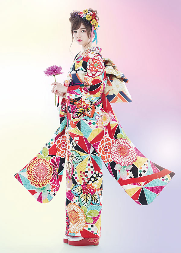 ストロベリィ館ひたちなか店の振袖 /赤色/水色/レトロ/幾何学柄