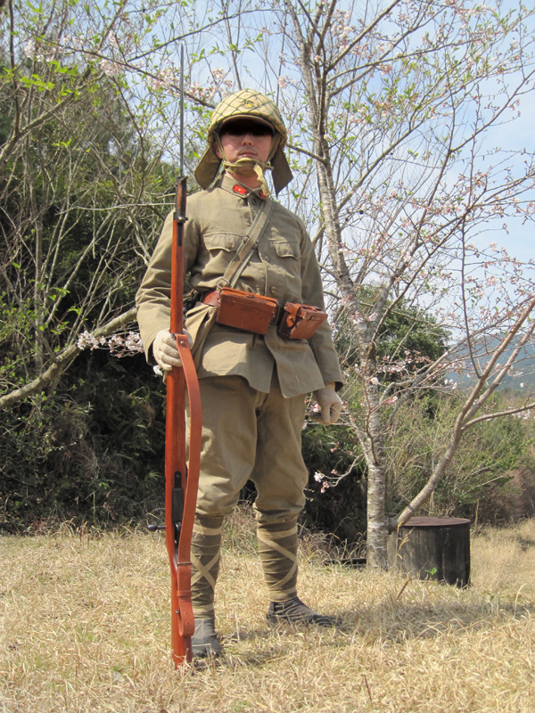 精巧複製・未使用】大日本帝国陸軍 将校 半袖 防暑衣袴 短袴 上下