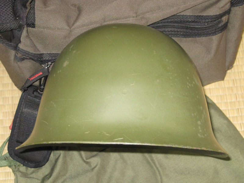 中国のスチールヘルメット ～ 中国人民解放軍 GK-80A ヘルメット・帽章