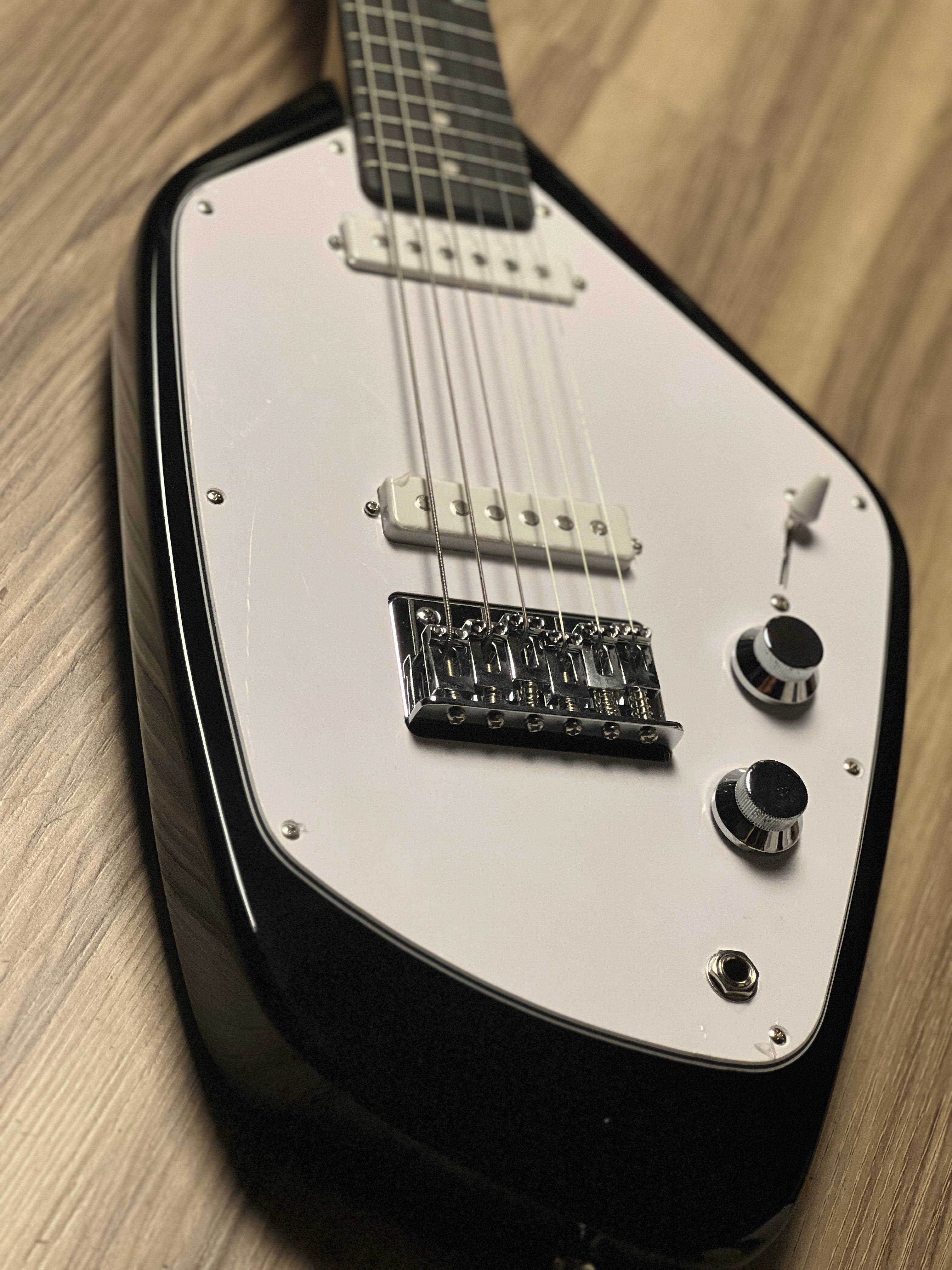 Vox MK5-MINI-BK Mark V Mini Phantom – nafiriguitar.com