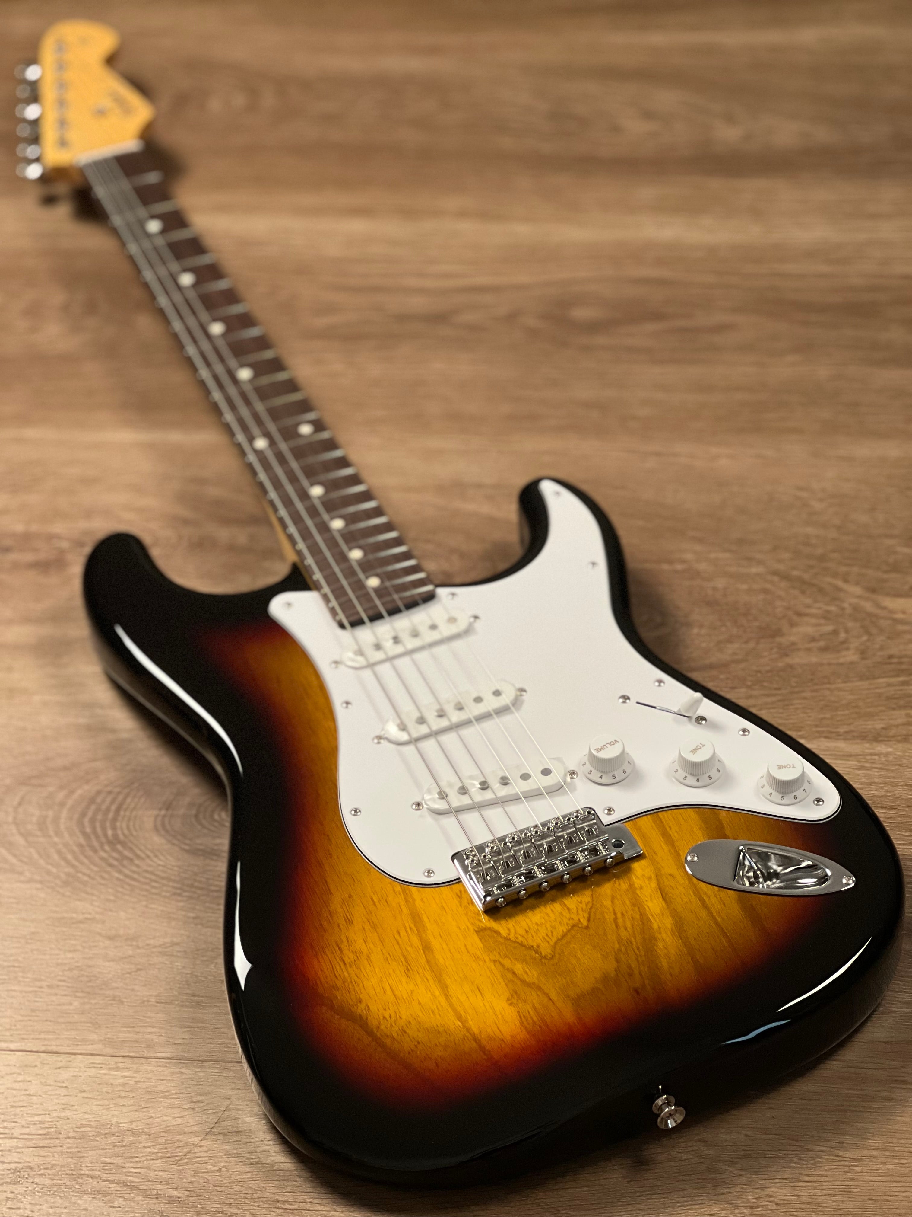 ニトロラッカー ヴィンテージ Tokai Stratocaster Type