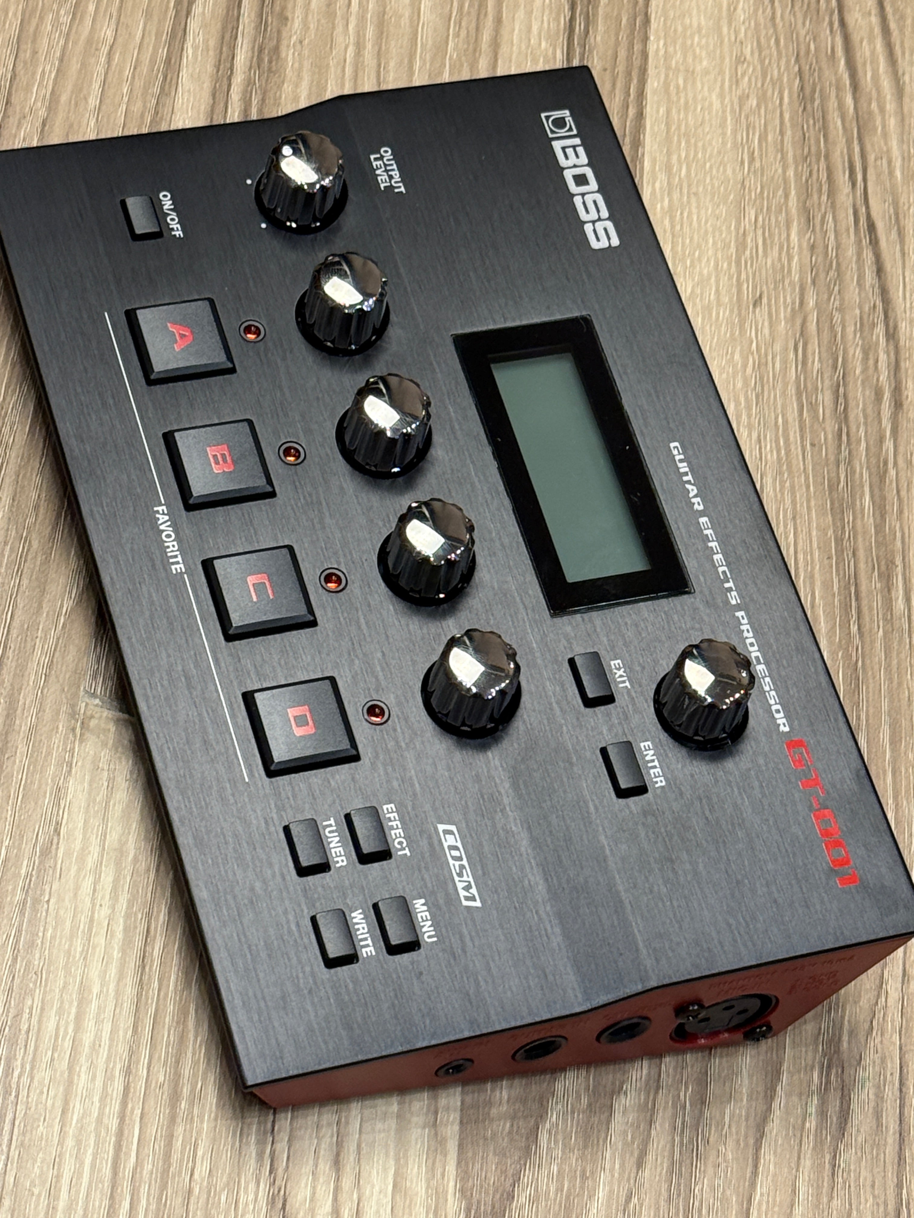 Boss GT-001 Guitar Effect Processor Tabletop USB – nafiriguitar.com