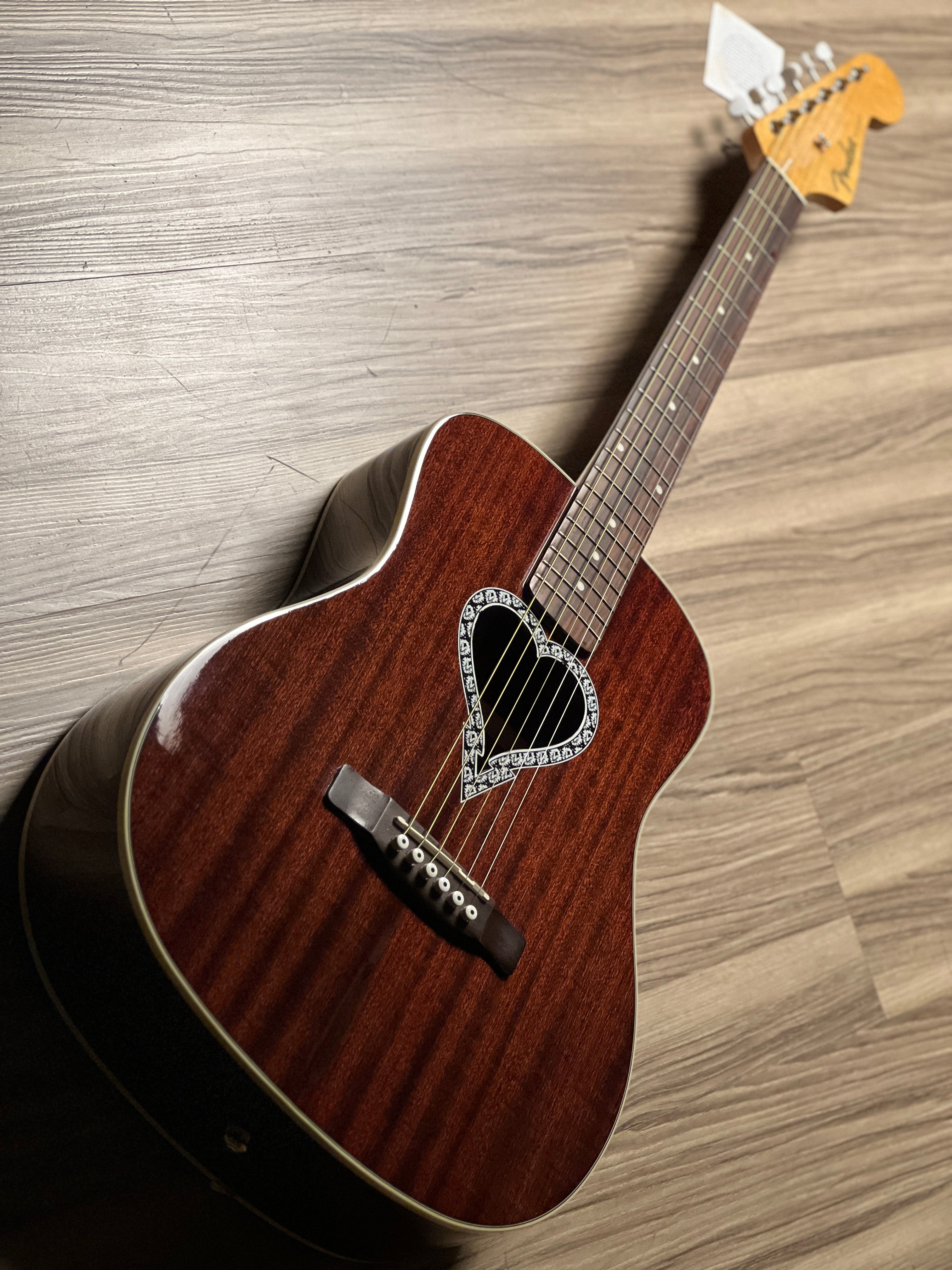 Fender Alkaline Trio Malibu Mahogany in Natural – nafiriguitar.com