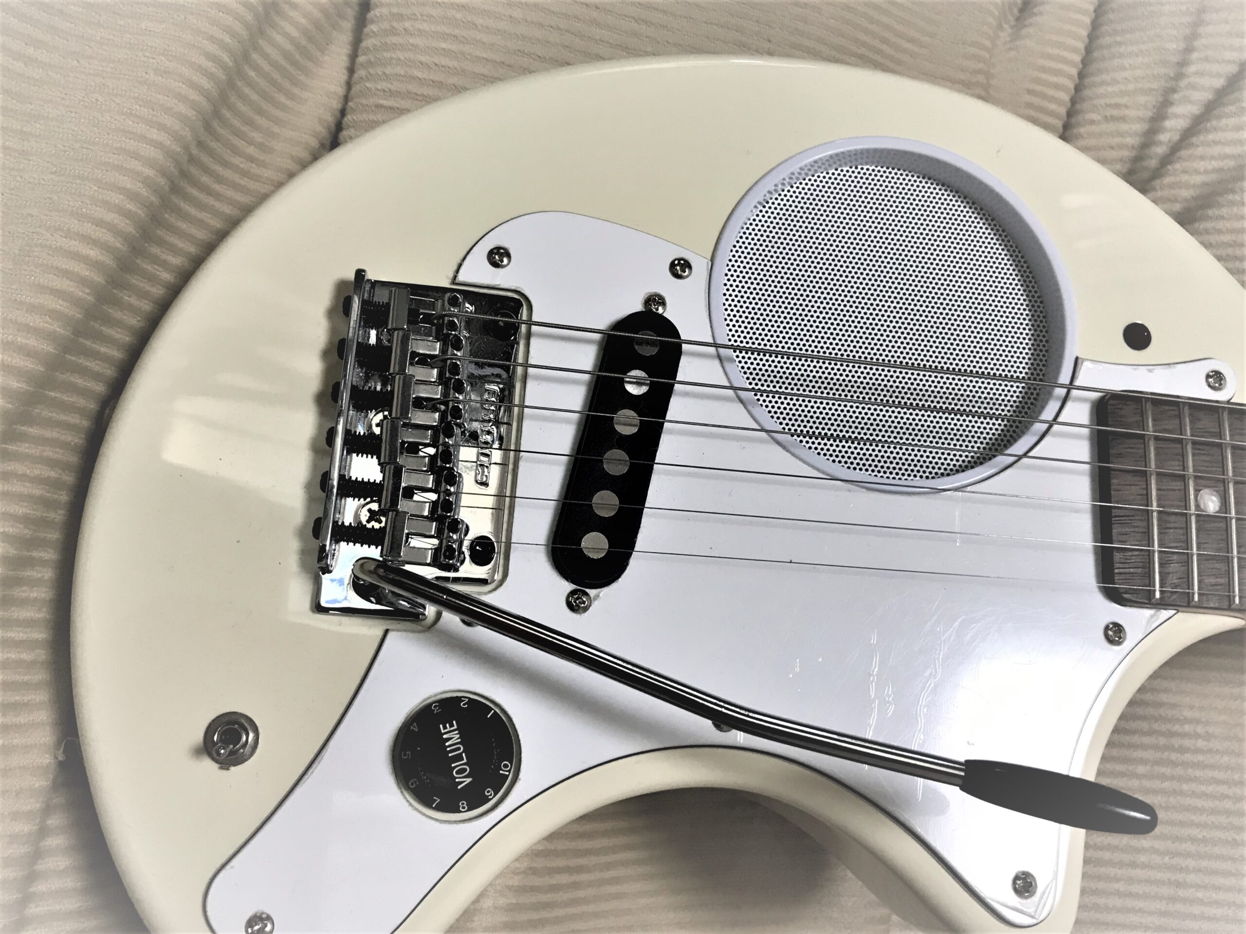 フェルナンデス ZO3ギター レッド 音出し確認済み フェルナンデス