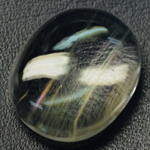 レインボー・ニードル・イン・トパーズ（虹トパーズ）☆28.72