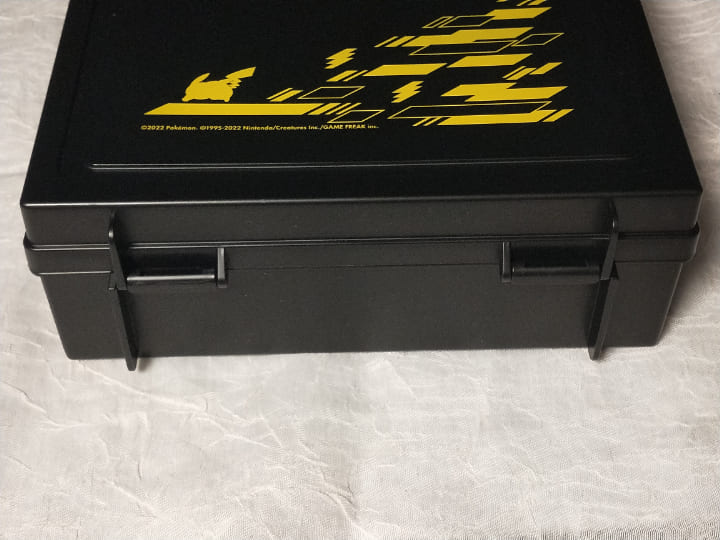 カードサプライ】『ポケモンカードゲーム キャリングケース ピカチュウ